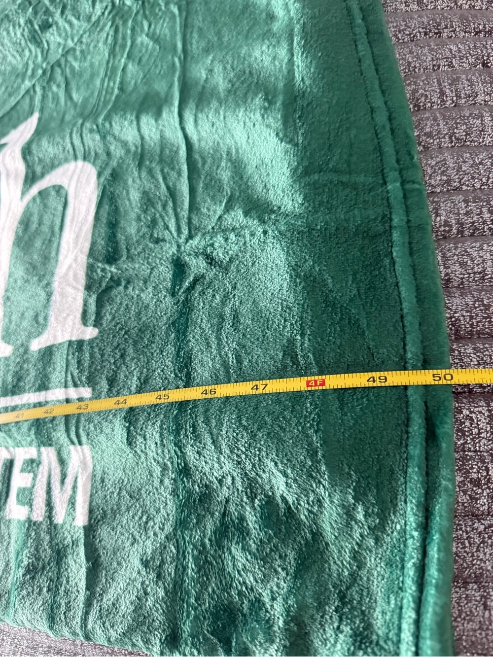 NWOT. University of Miami Oversized Throw - Picture 2 of 5